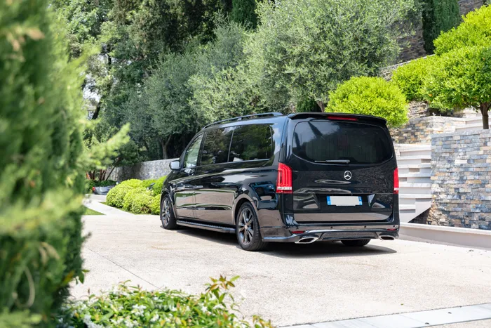 Business VAN — Signature — 8