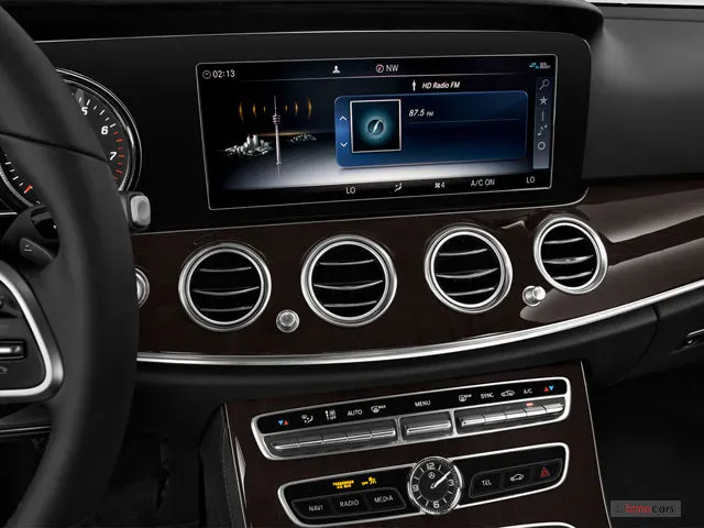 S-Class Executive — 4