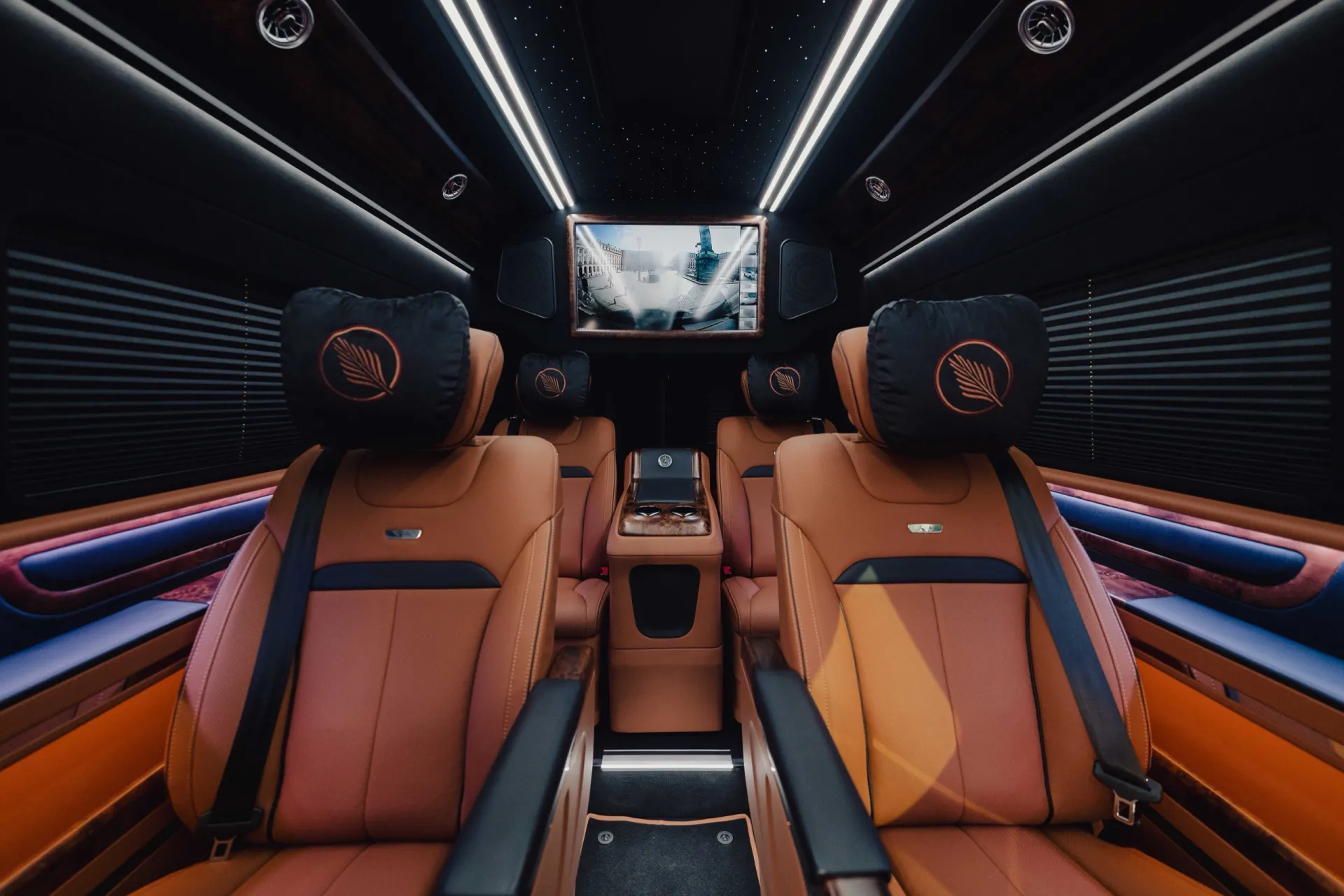 Mini Bus Salon — 10