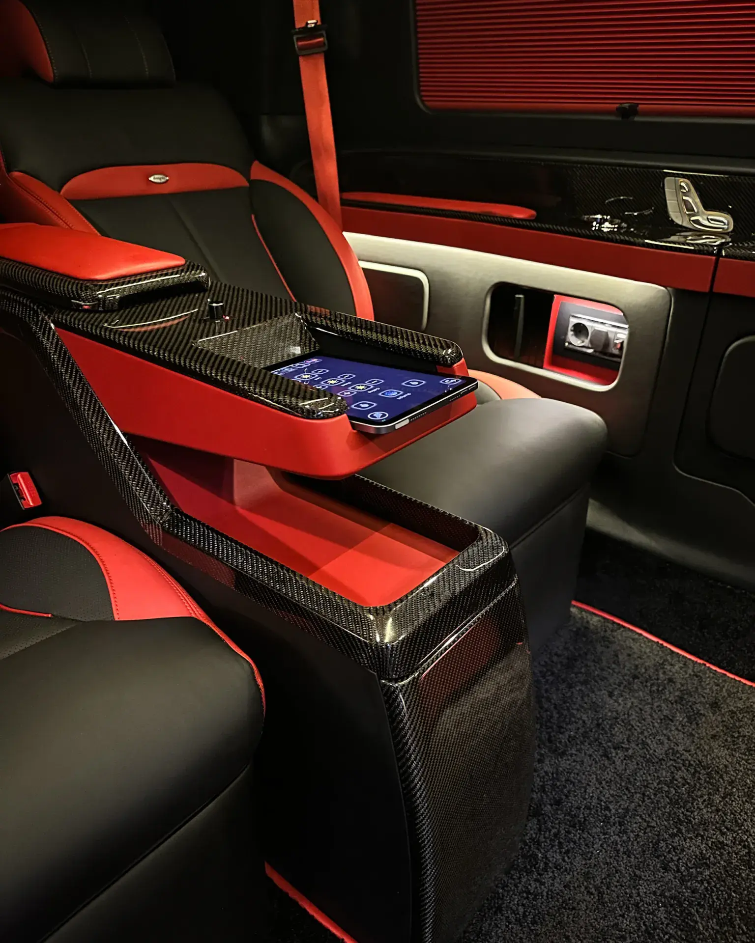 Red & Black — image 7